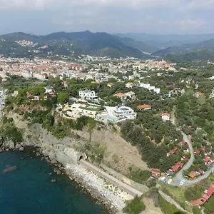 Capo Torre & Apartment
